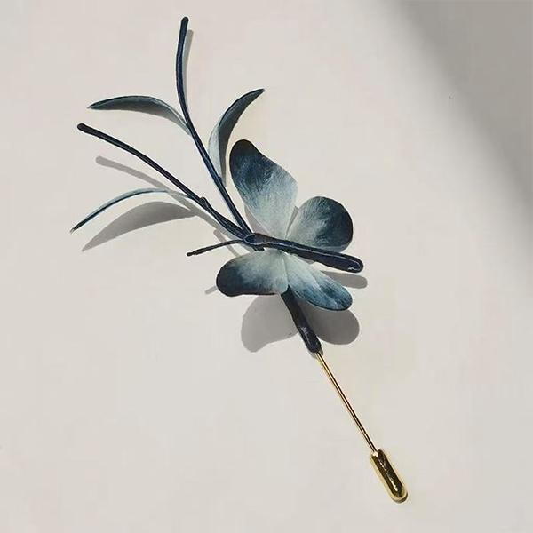 非遗绒花胸针